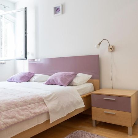 Apartments Lila Cres Εξωτερικό φωτογραφία