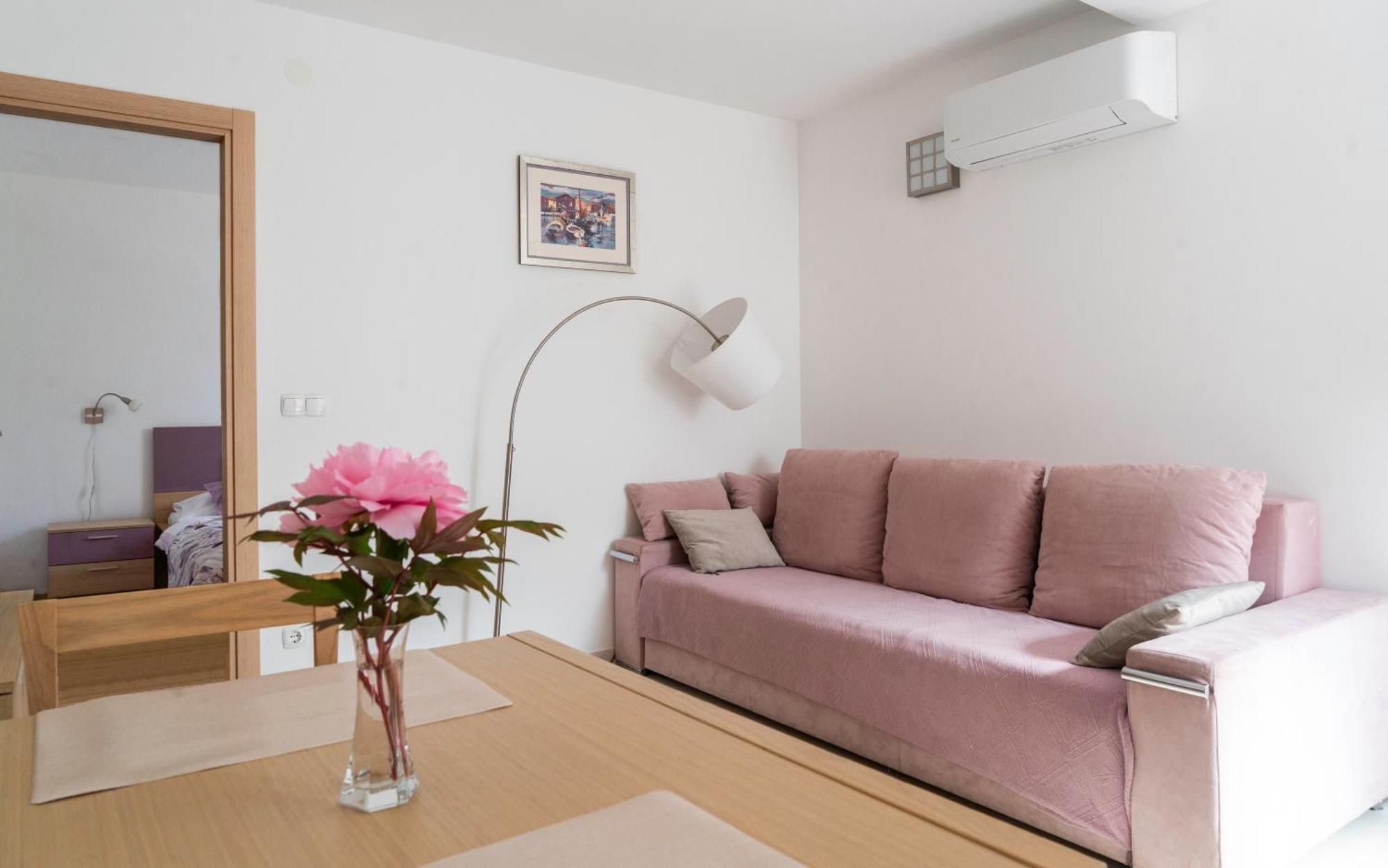 Apartments Lila Cres Εξωτερικό φωτογραφία
