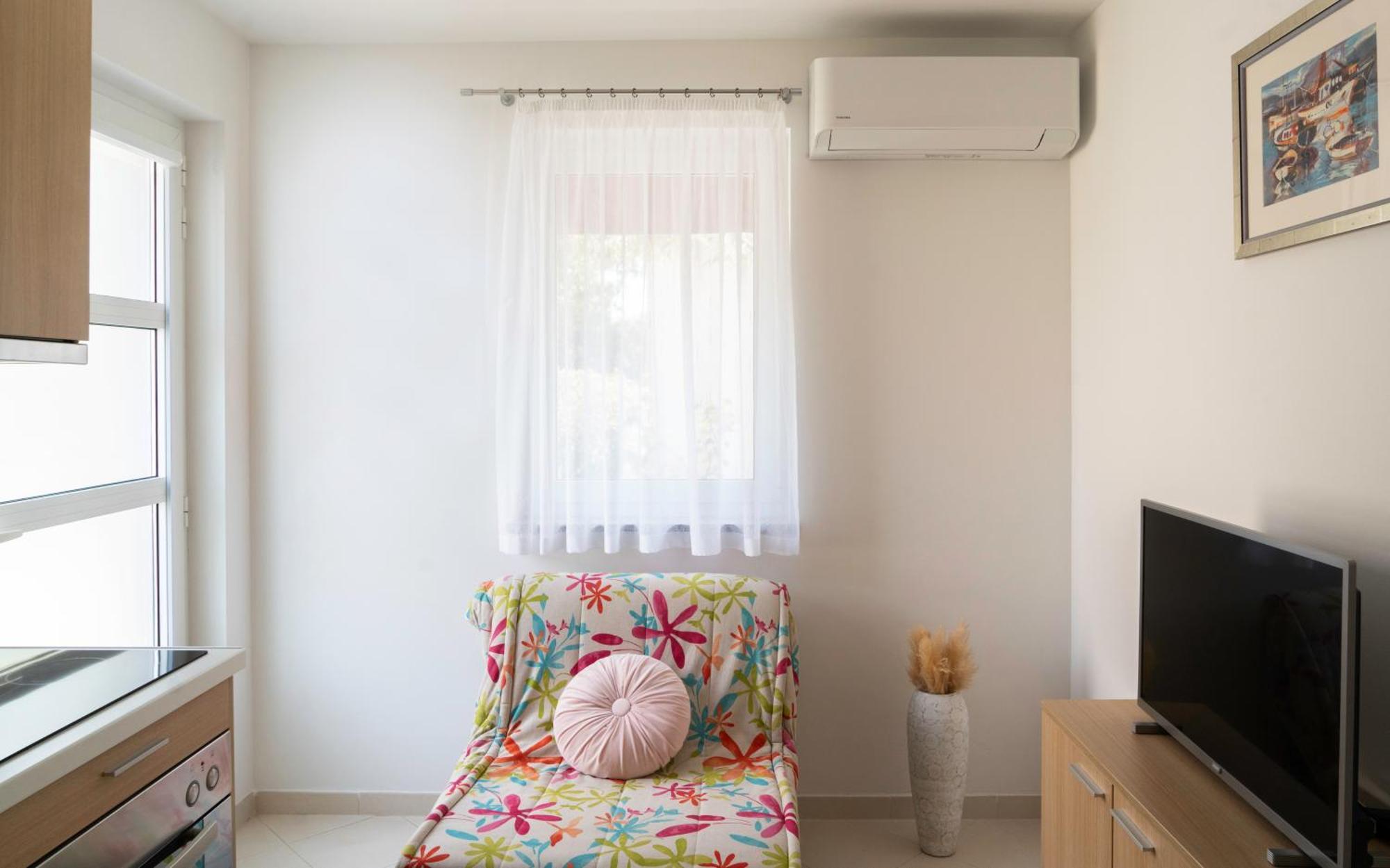 Apartments Lila Cres Εξωτερικό φωτογραφία