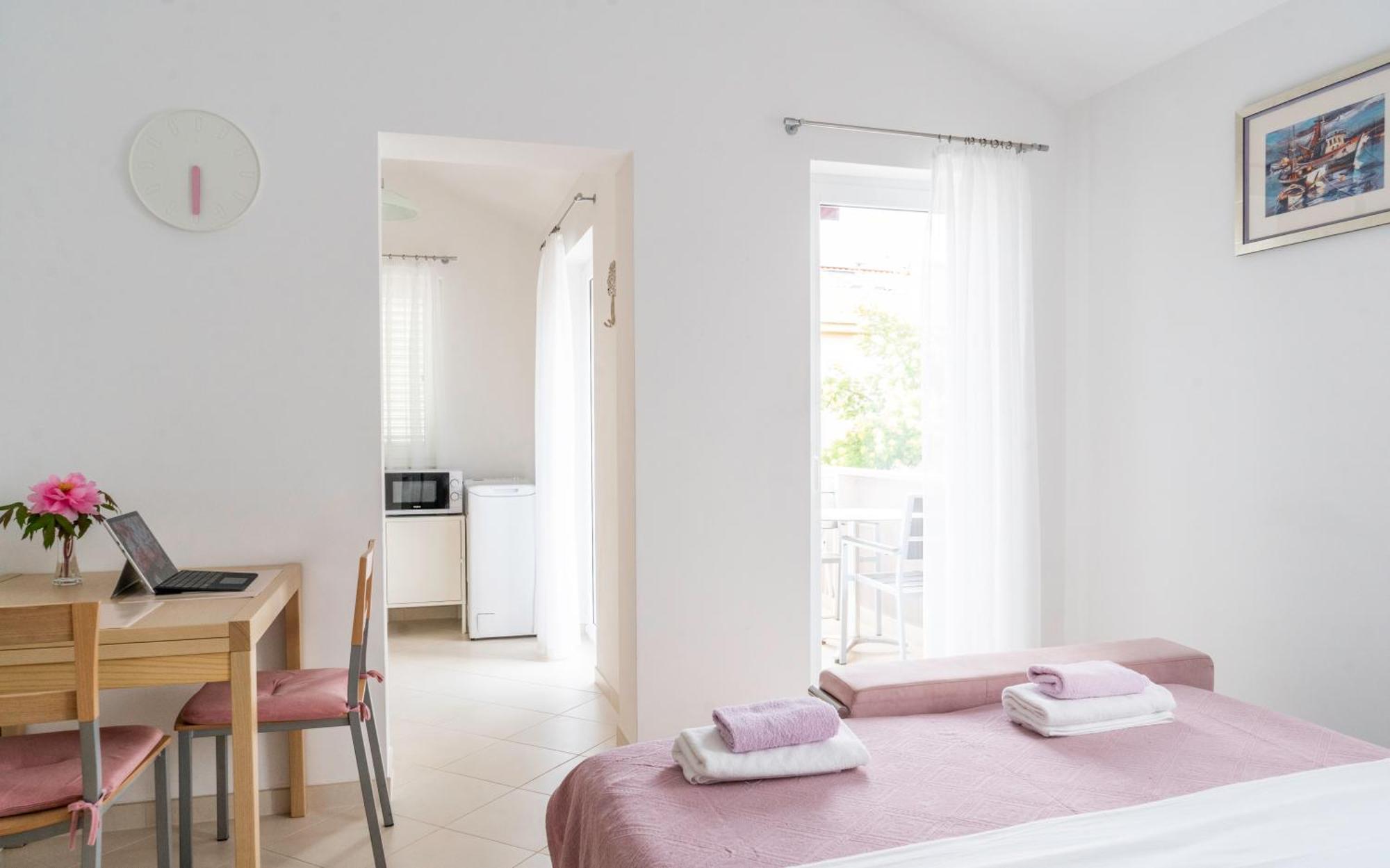 Apartments Lila Cres Εξωτερικό φωτογραφία