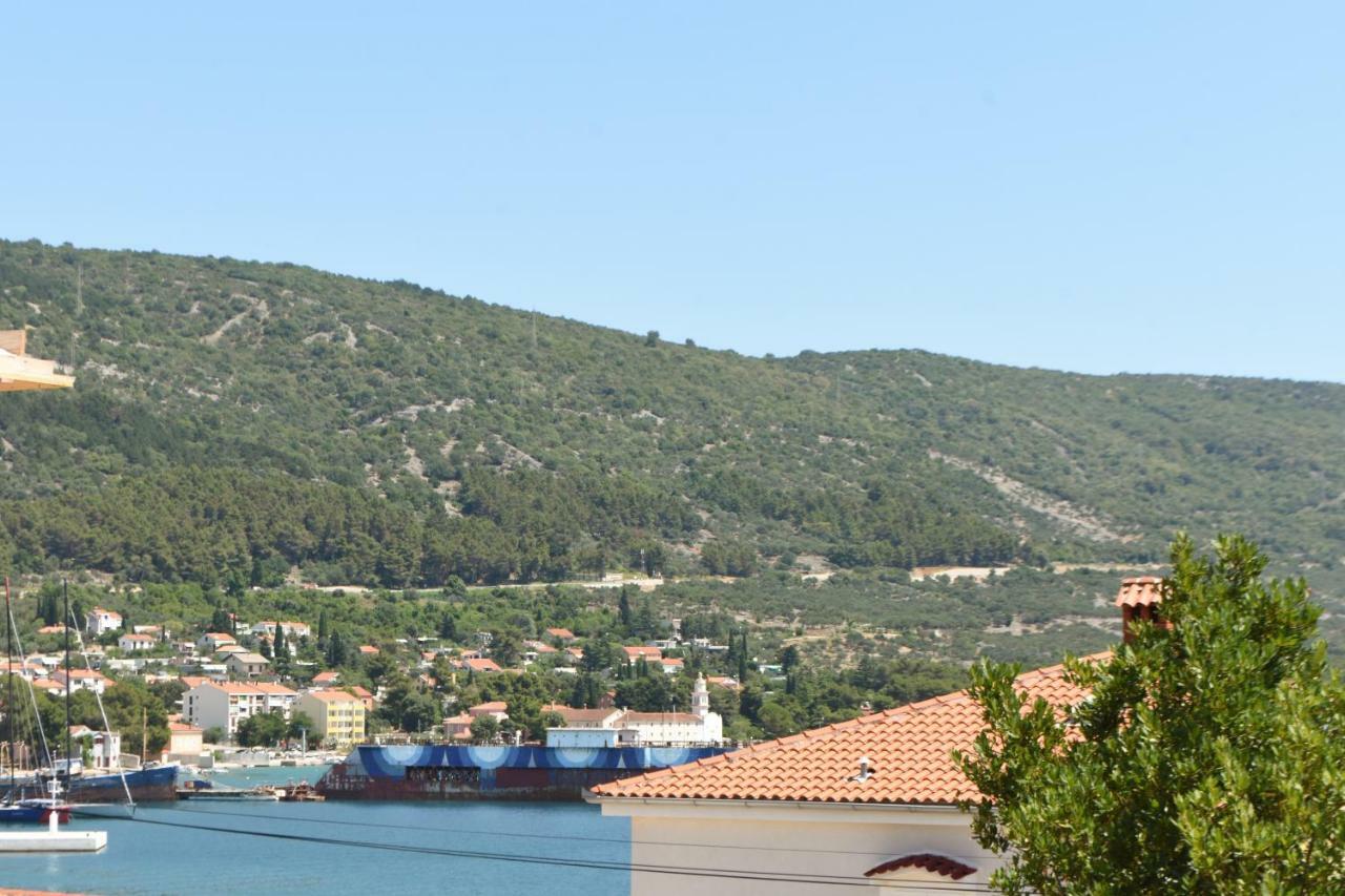 Apartments Lila Cres Εξωτερικό φωτογραφία